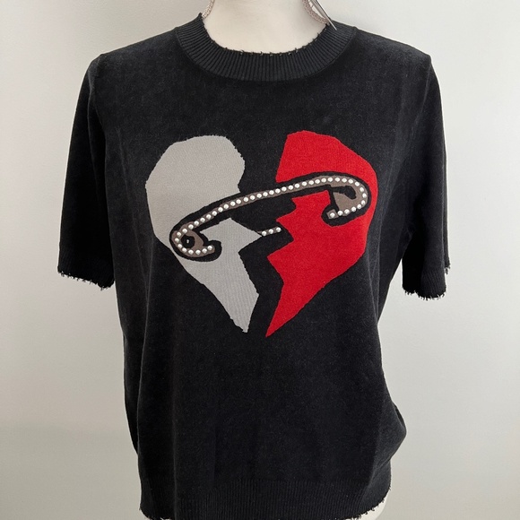 Minnie Rose Black Broken Heart Cotton Cashmere Frayed Short Sleeve Top Sweater - Picture 2 of 7